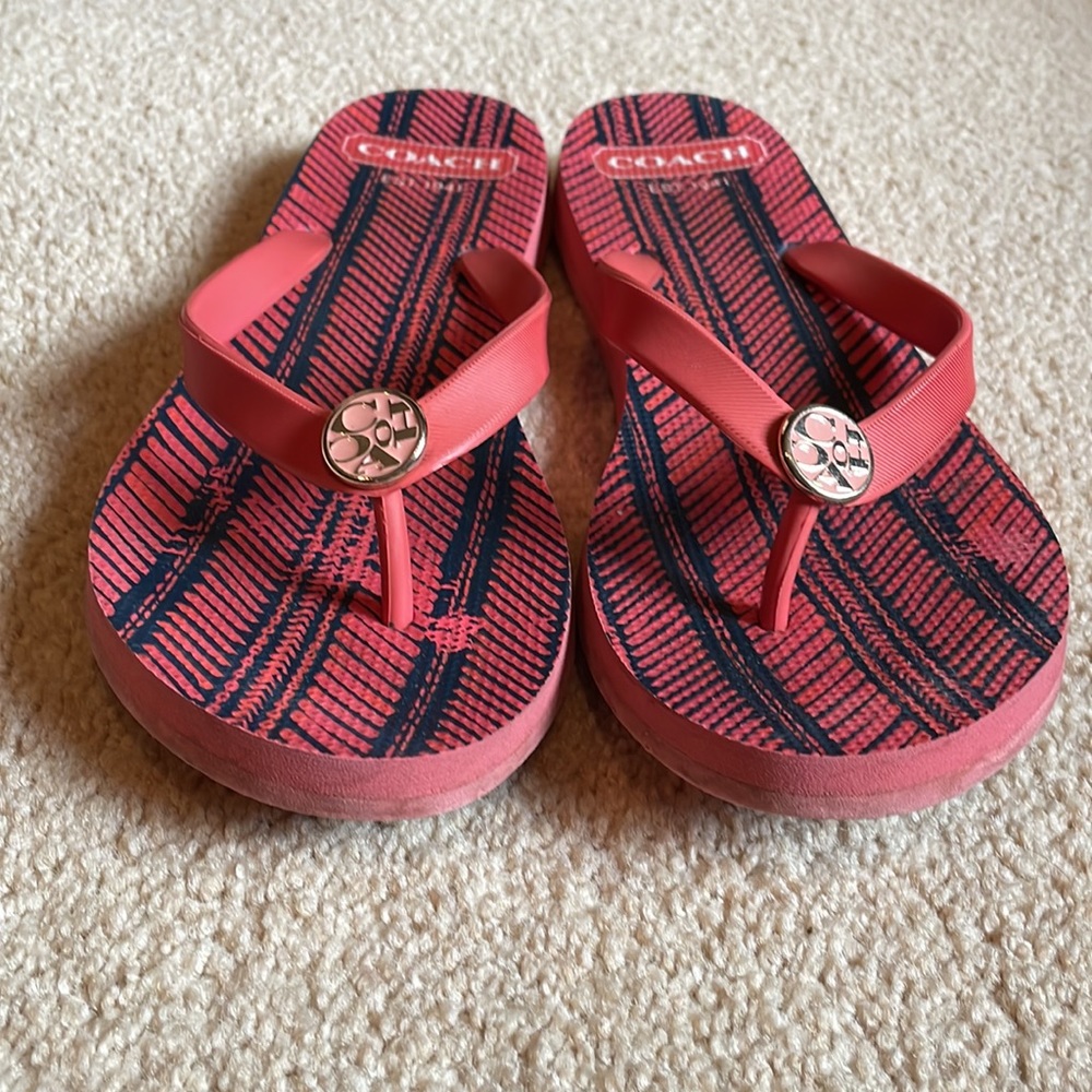Coach flip flops. Size 7.5 - Picture 8 of 8
